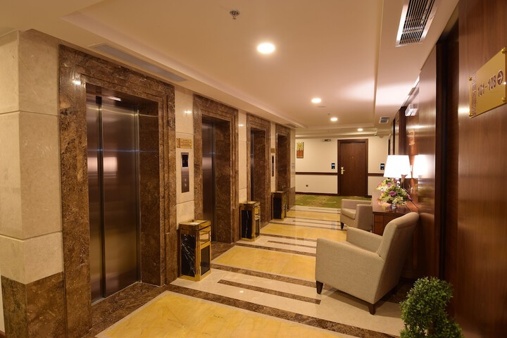 Hotel Interior 3 of 39