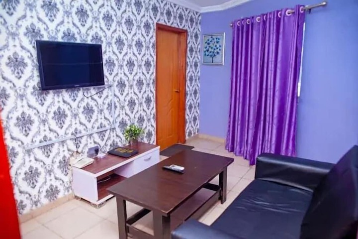 Room 13 of 43