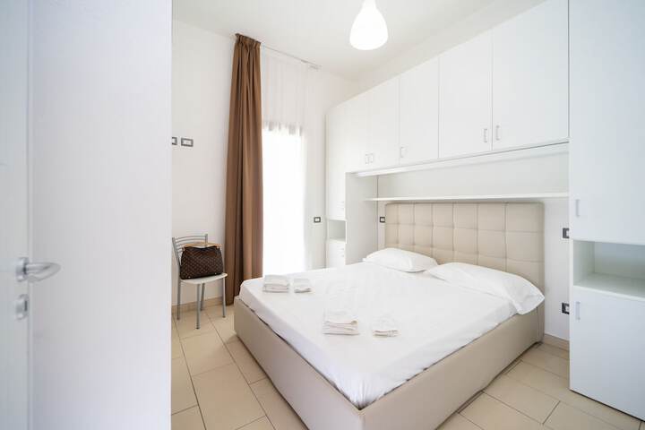 Room 3 of 5