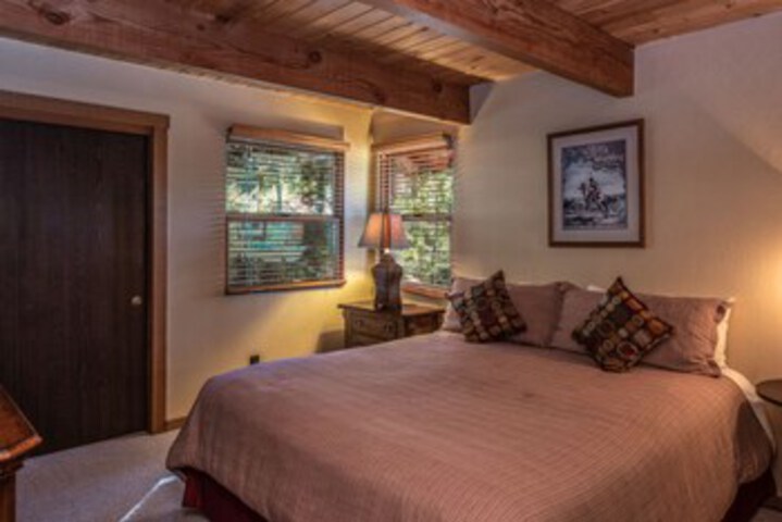 Room 28 of 28