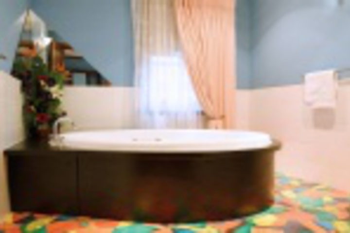Hot Tub 256 of 360