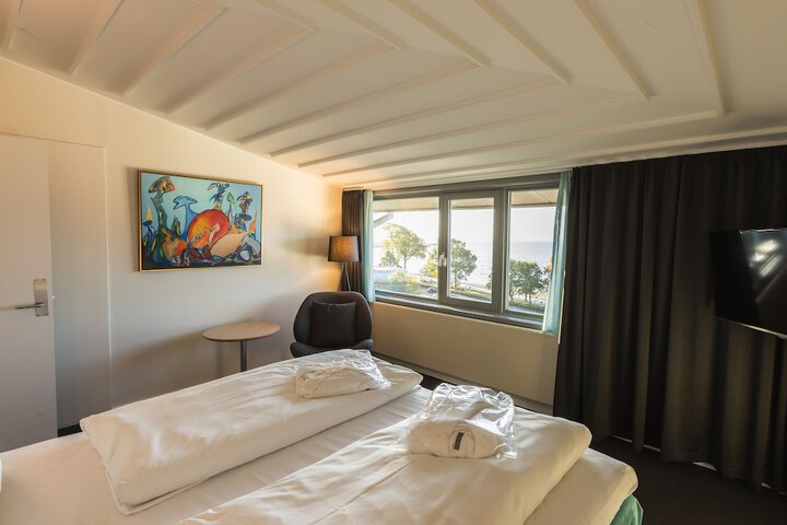 Room 16 of 35