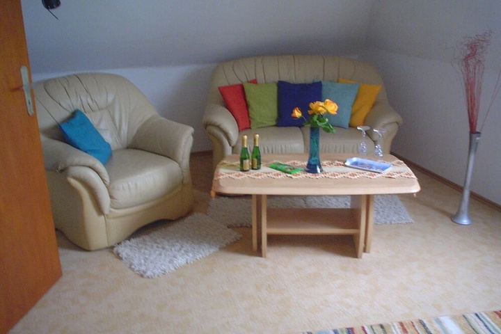 Room 3 of 6