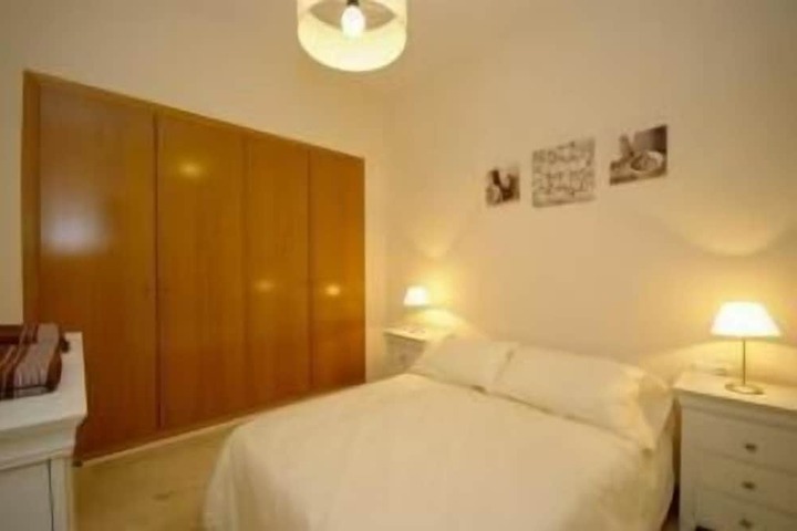 Room 7 of 25