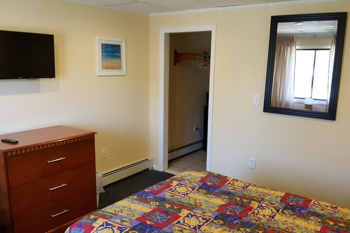 Room 10 of 50