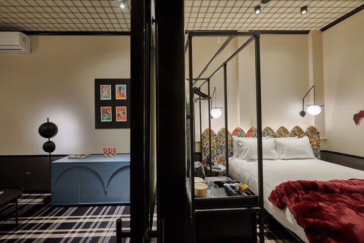 Room 20 of 44
