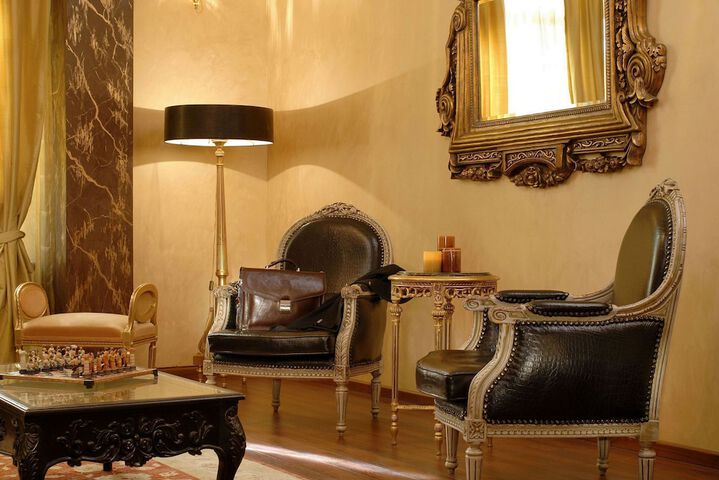 Guest Lobby