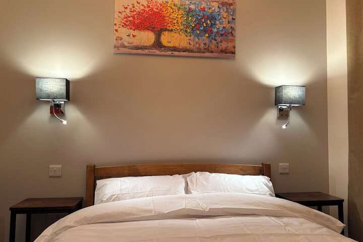 Room 2 of 26