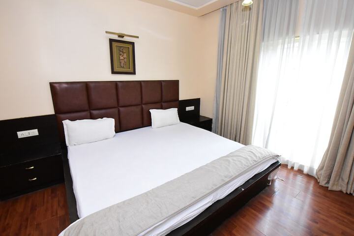 Room 22 of 49