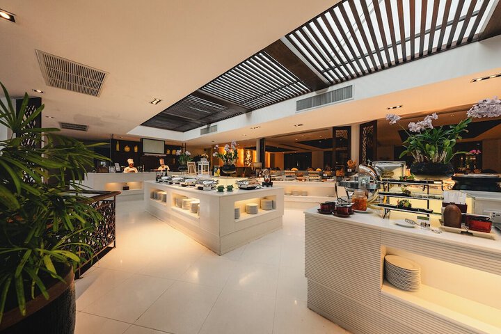 Dining 122 of 151