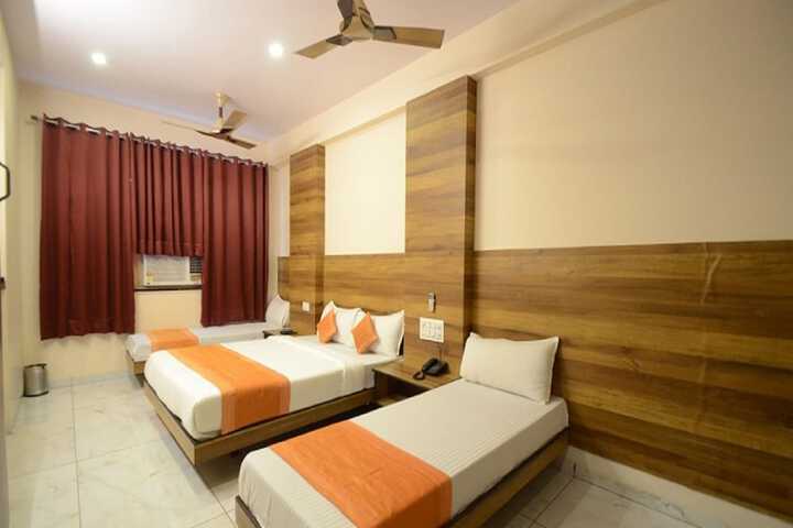 Room 8 of 39