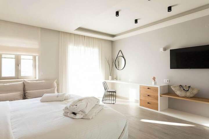Room 4 of 45