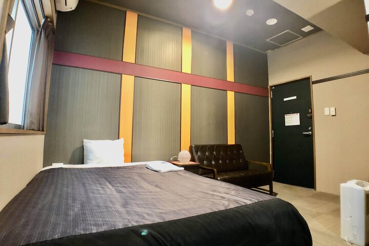 Room 22 of 79