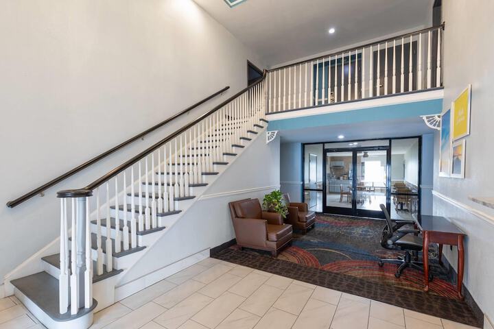 Hotel Interior 4 of 26