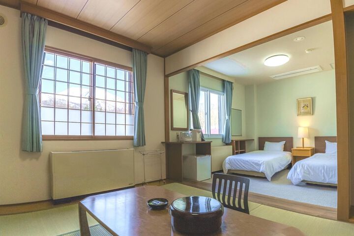 Room 8 of 53