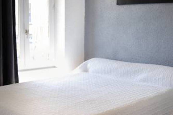 Room 3 of 4