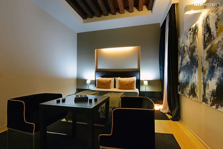 Room 18 of 56