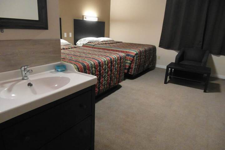 Room 14 of 27