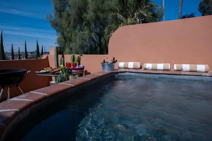 Casa Callejon Blanco in San Miguel de Allende