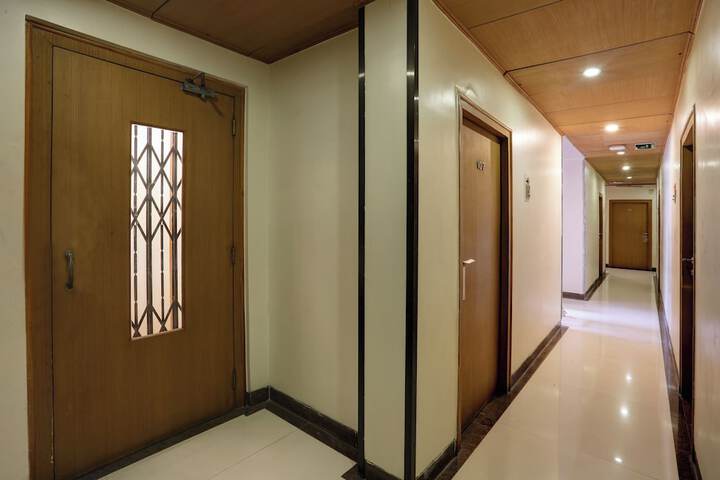 Hotel Interior 6 of 116