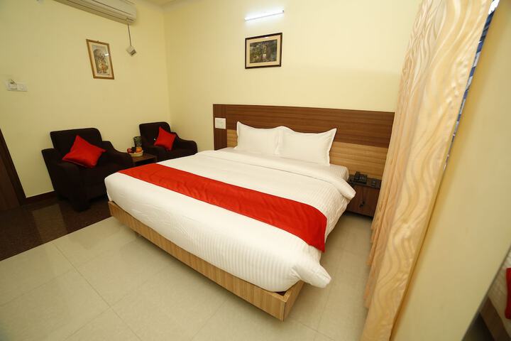 Room 4 of 27