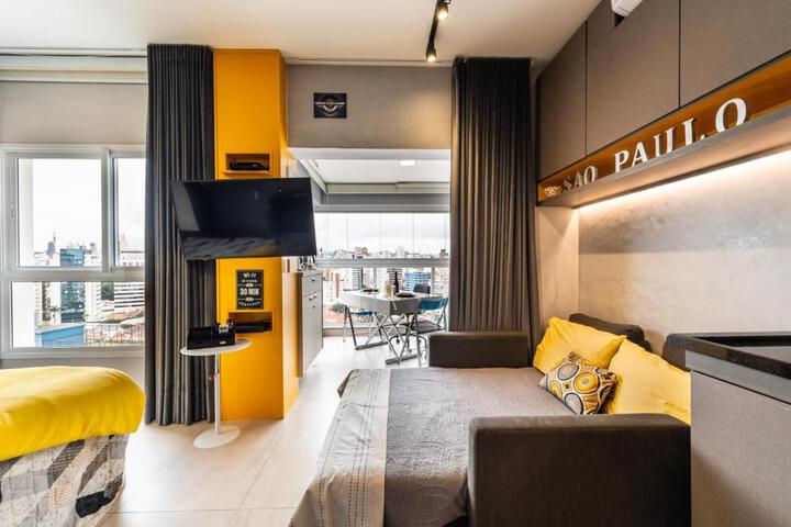 Photo of Design Premium Faria Lima Skyline, Home Office, Pinheiros