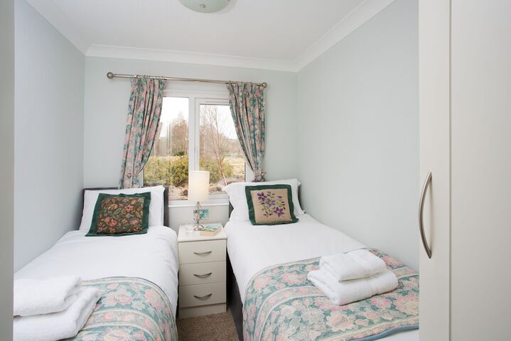 Room 4 of 34