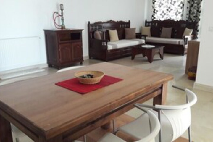 Room 10 of 11