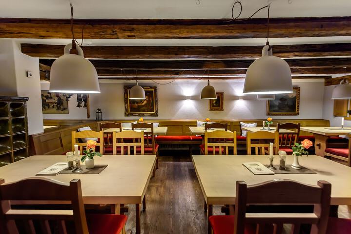Dining 68 of 117