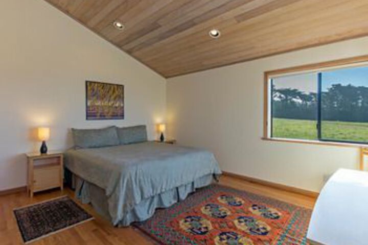 Room 8 of 21