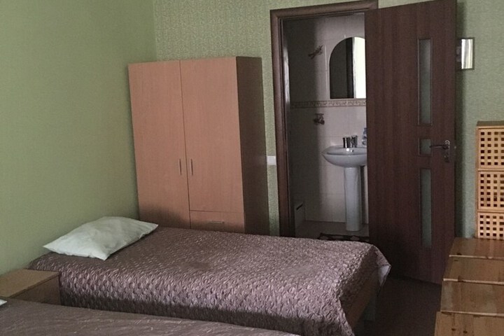 Room 11 of 68