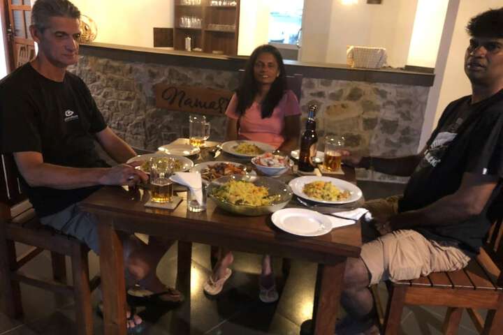 Dining 20 of 32