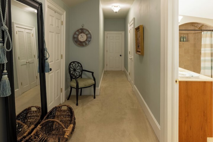 Room 29 of 65