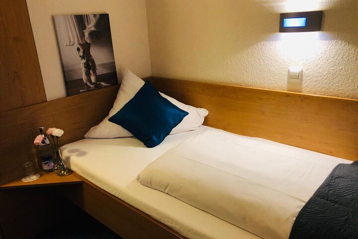 Room 22 of 44
