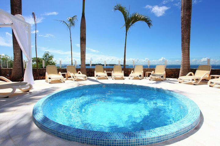 Pool 15 of 45