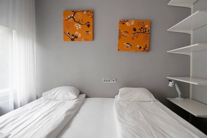 Room 217 of 865