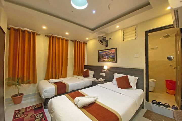 Room 73 of 119