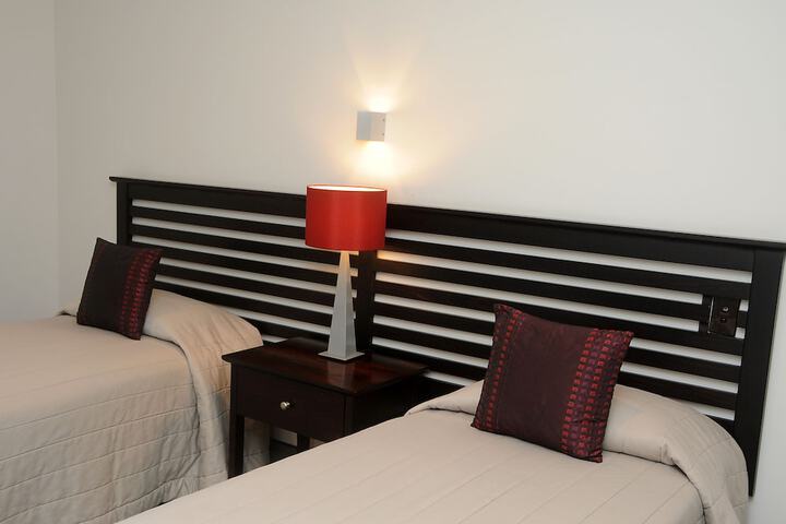 Room 6 of 44