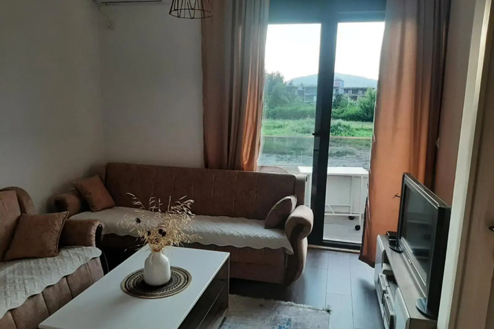 Room 4 of 14