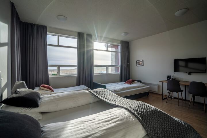 Room 19 of 64