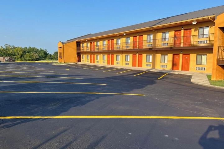Hotel 66 of 74