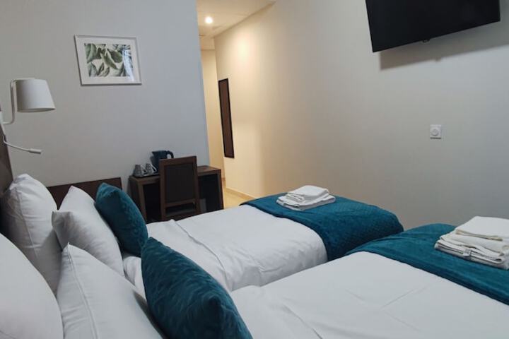 Room 16 of 68