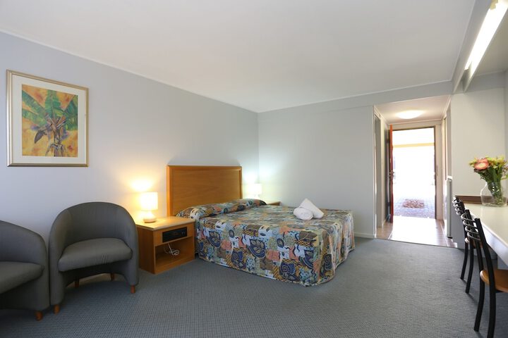 Room 3 of 36