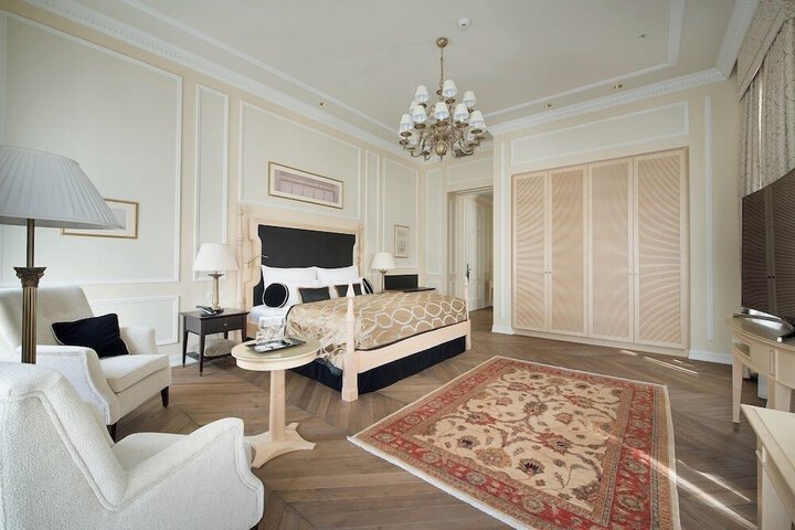 Room 30 of 101