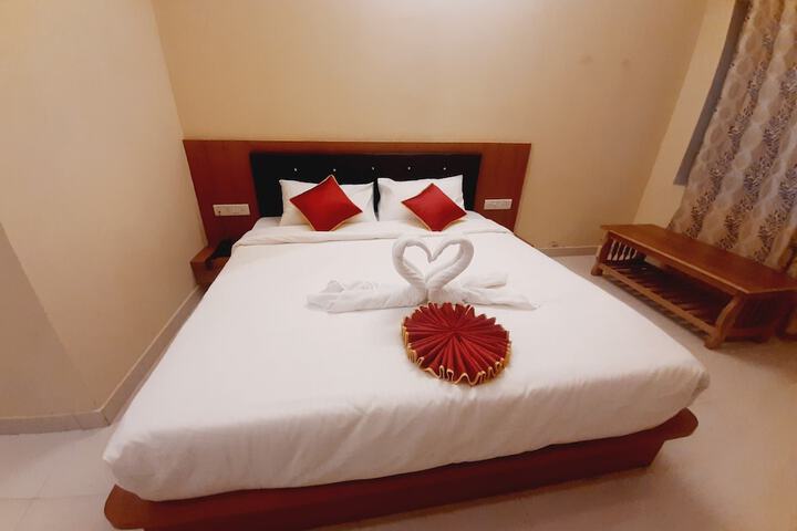 Room 10 of 51