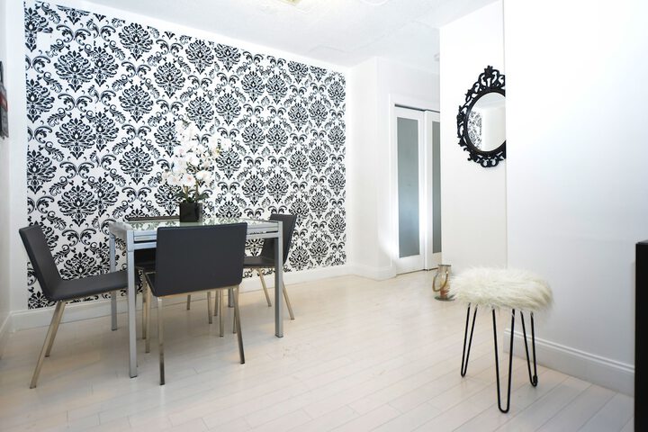 Room 14 of 64