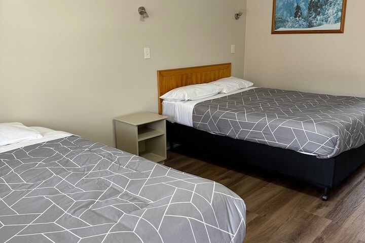 Room 8 of 23