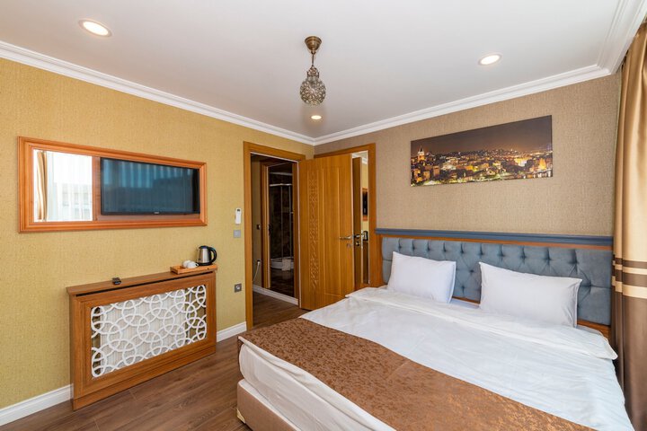 Room 20 of 48