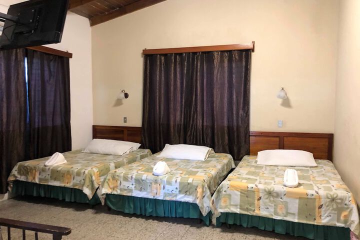 Room 7 of 31