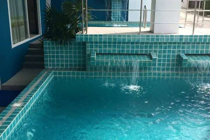 Pool 98 of 112